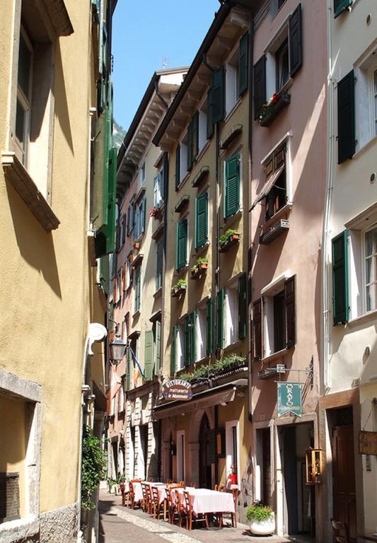 Albergo La Montanara Riva del Garda Ngoại thất bức ảnh