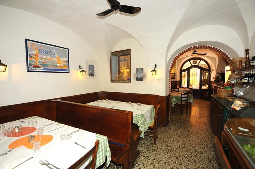 Albergo La Montanara Riva del Garda Ngoại thất bức ảnh